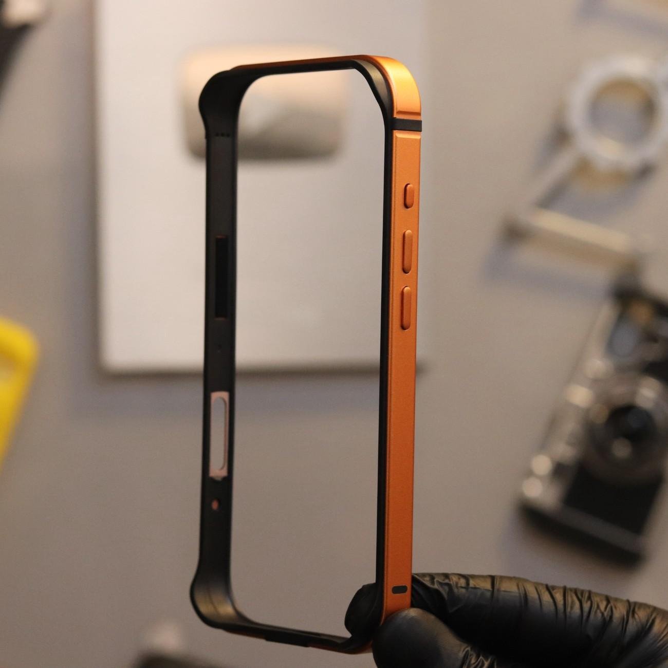 Side Bumper Case Orange (SBCO-17Pro)