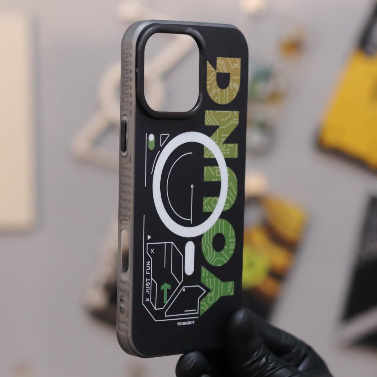 Young Magsafe Case-Black-iPhone 16 Pro Max