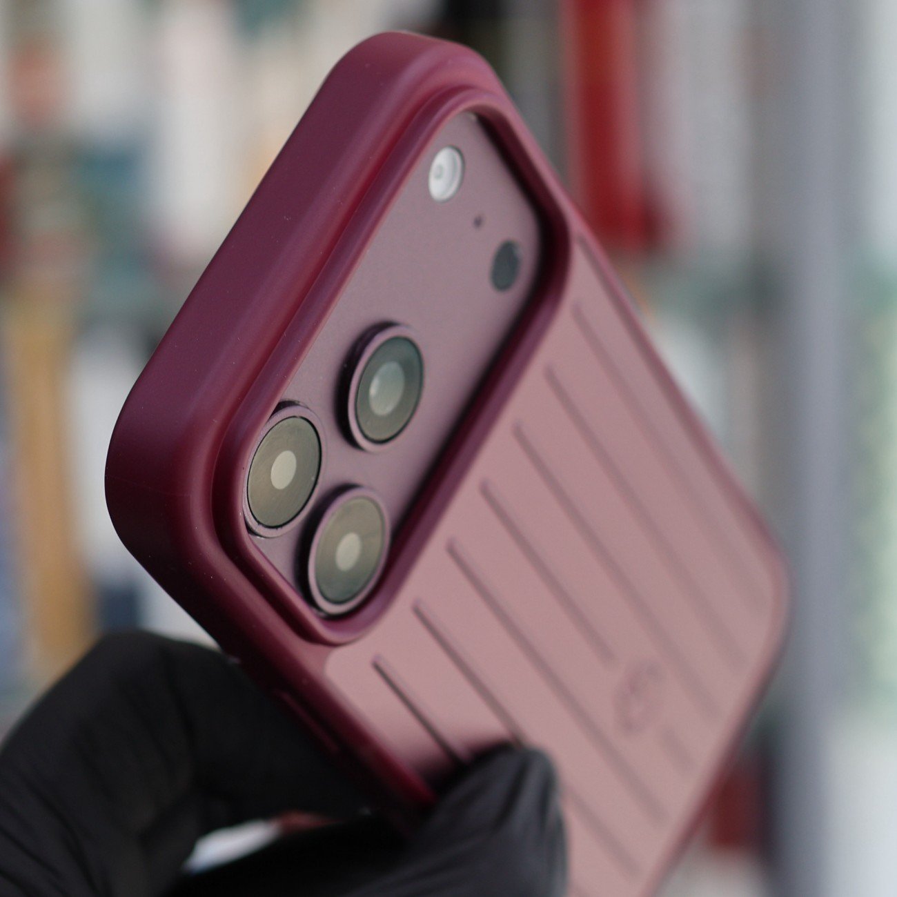 RIMOWA Premium Protection Case With Groove Design-Burgundy-iPhone 17/18 Pro - Image 5